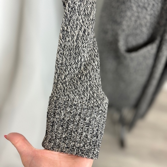 W By Worth Heather Long Sleeve Front Open 100% Wool Cardigan with Pockets (P) - Picture 5 of 9